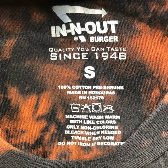 In N Out Burger Oregon Black and Orange Palm Tree Logo Tie Dye Tshirt - Picture 3 of 7